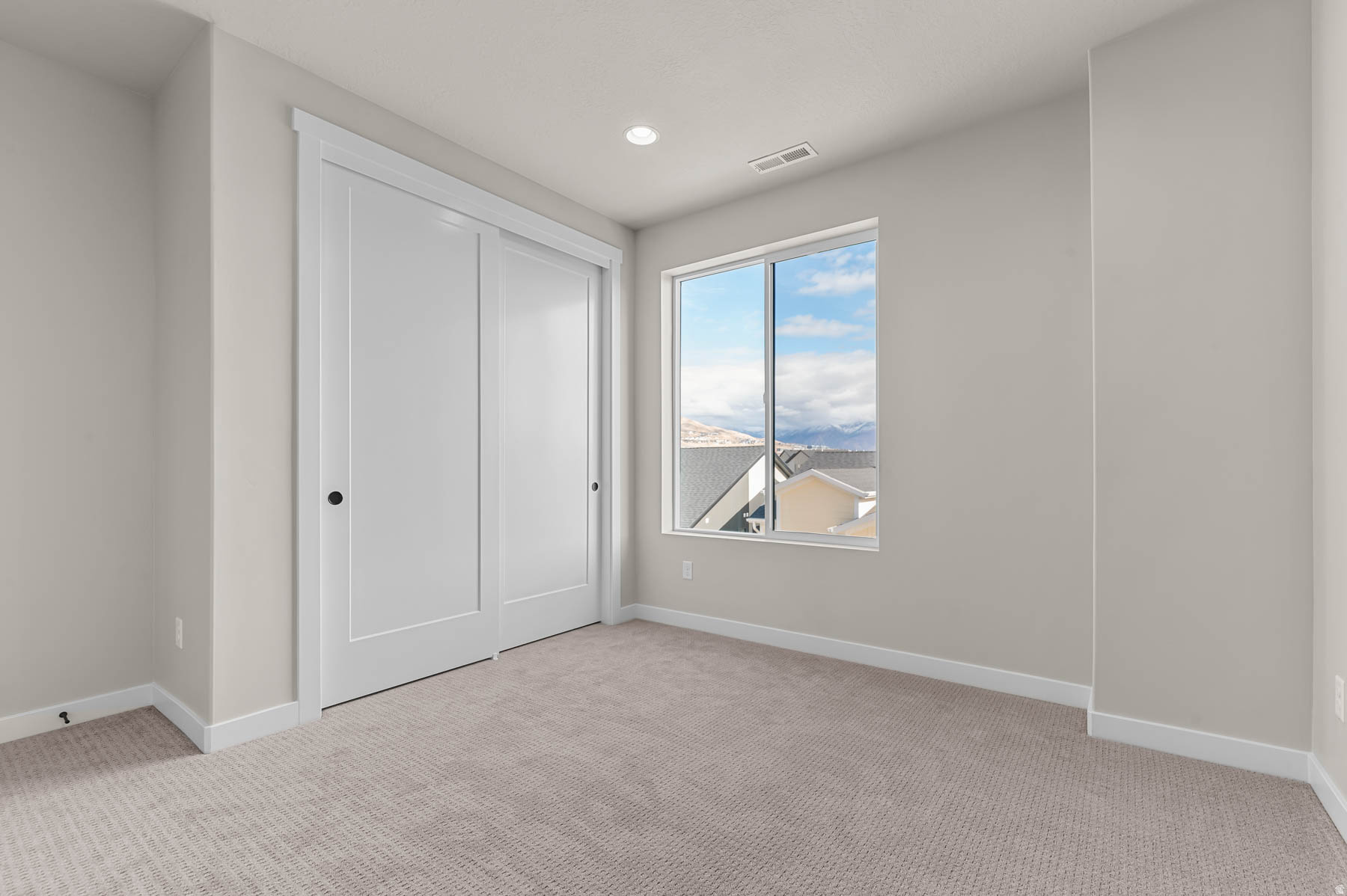 HOLBROOK E VILLAS 637 - Residential