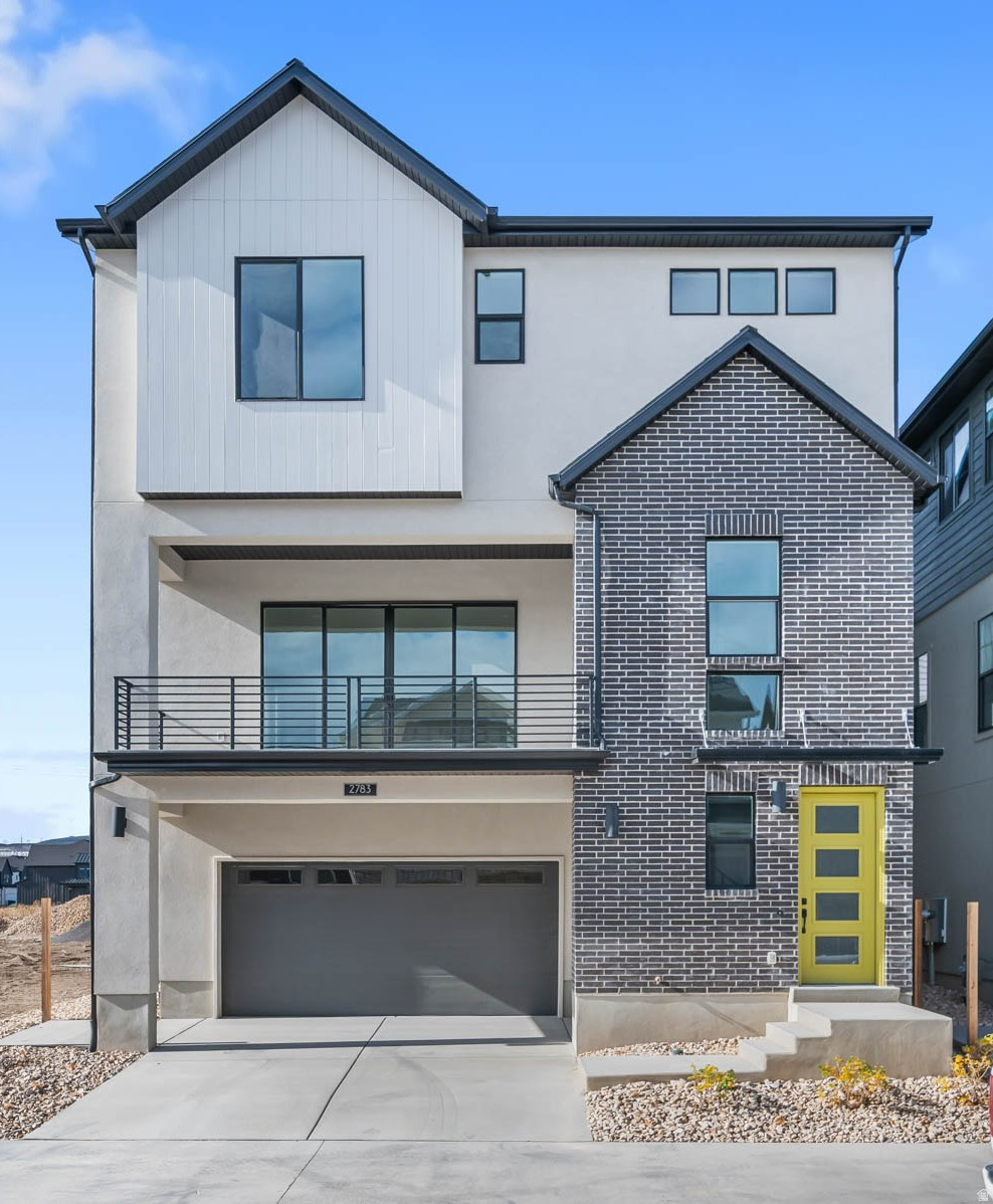 HOLBROOK E VILLAS 637 - Residential