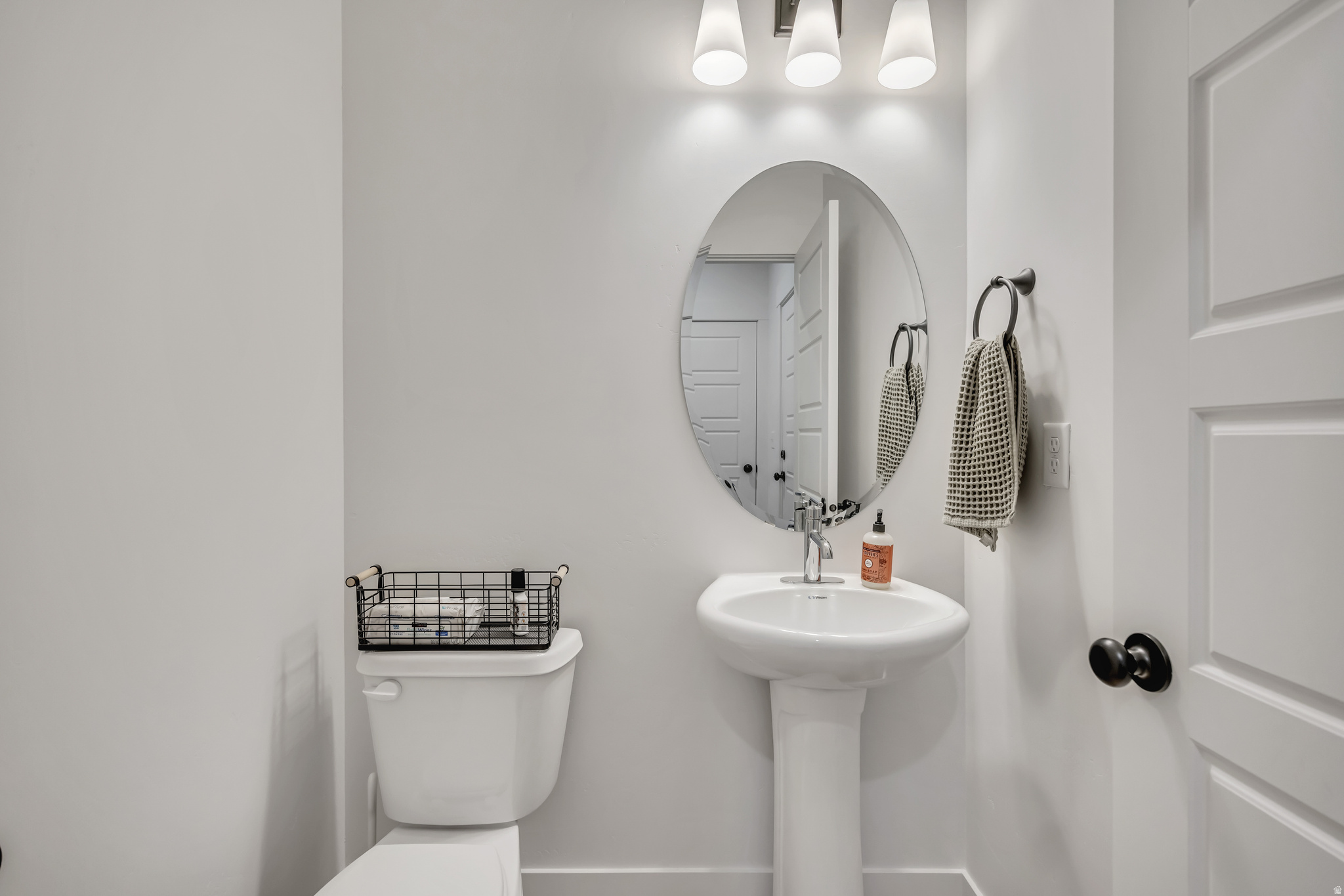 SILVER LAKE - Residential