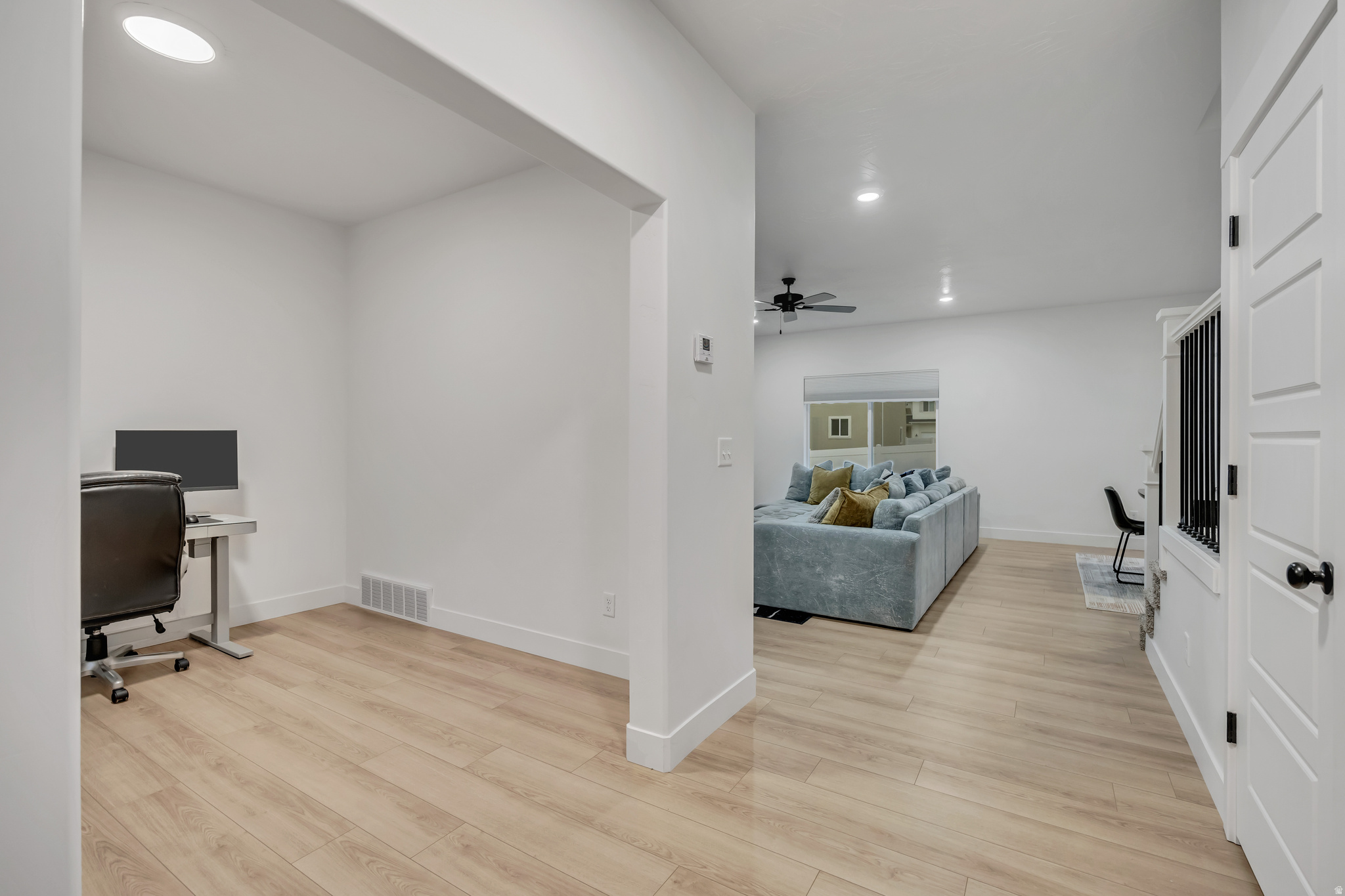 SILVER LAKE - Residential