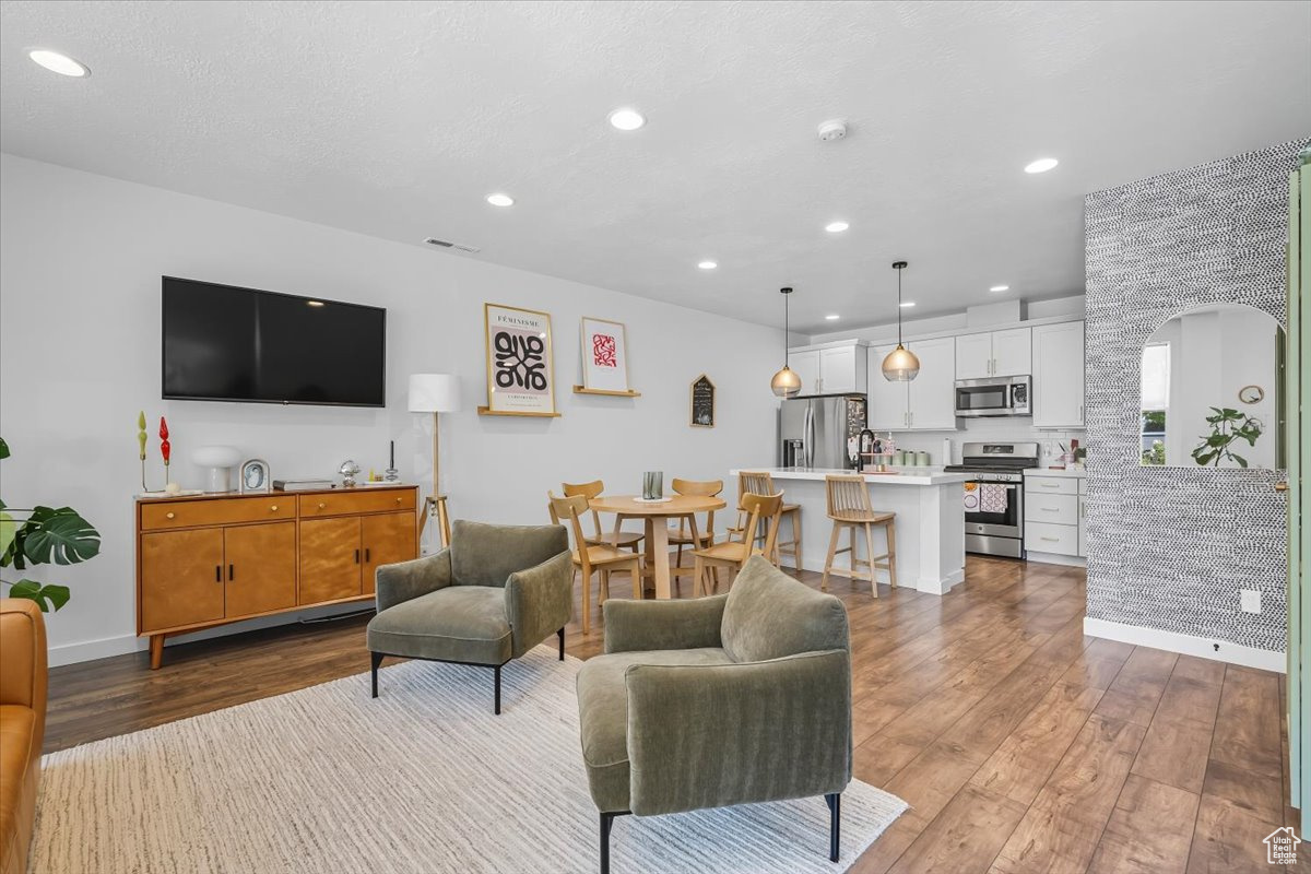 DAYBREAK MARINAVG128 - Residential