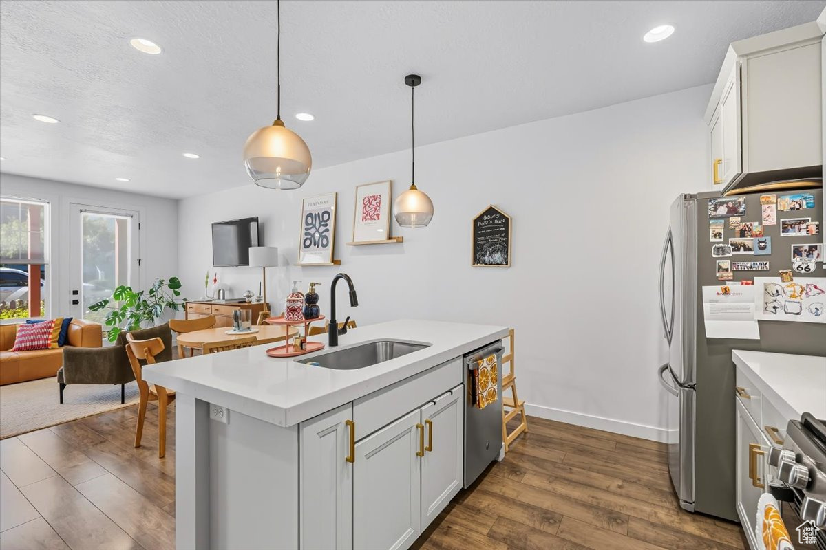 DAYBREAK MARINAVG128 - Residential