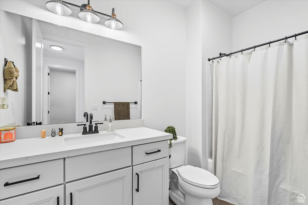 DAYBREAK MARINAVG128 - Residential