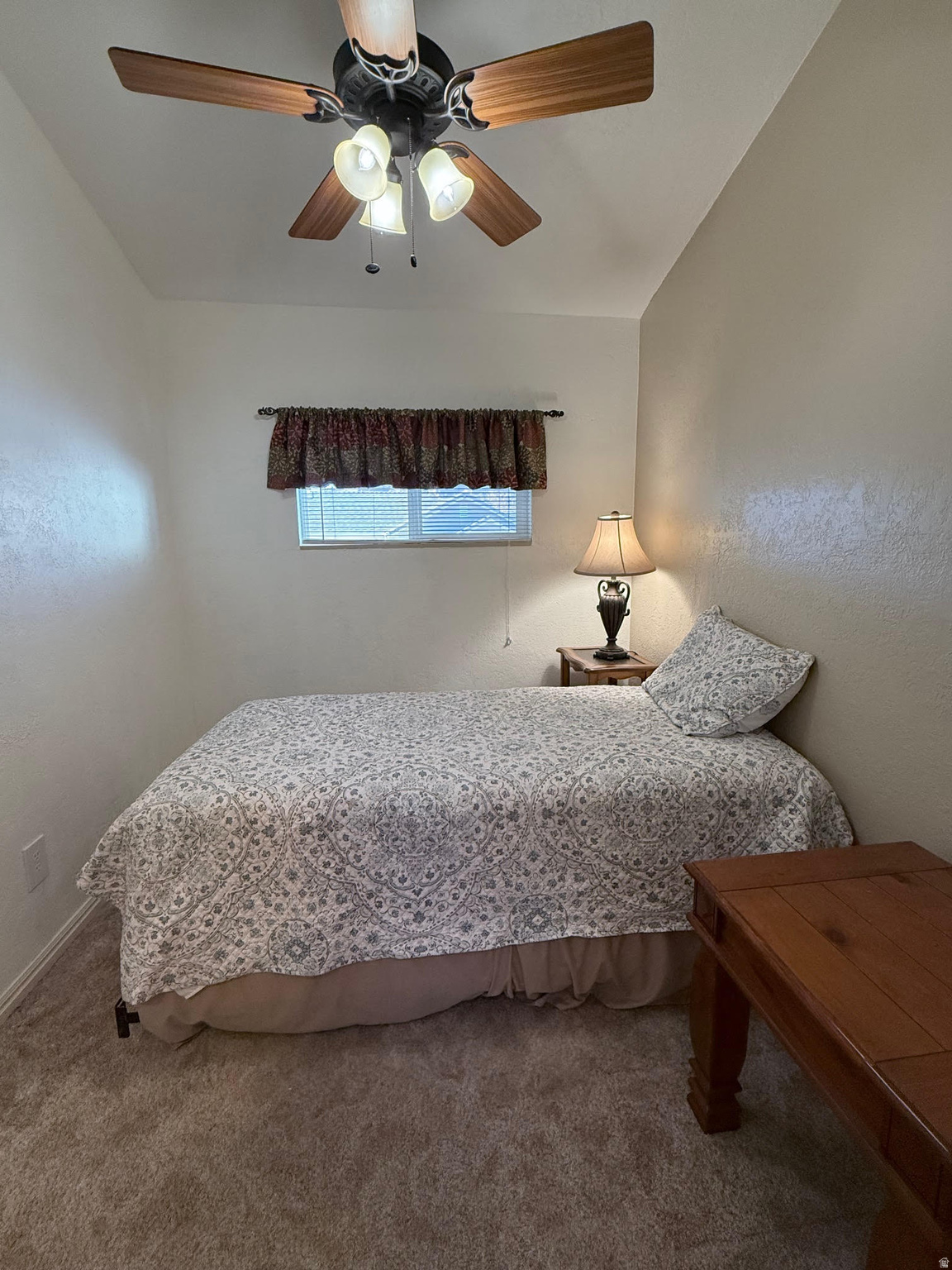 HARRISBURG LAKESIDE EST 2 - Residential