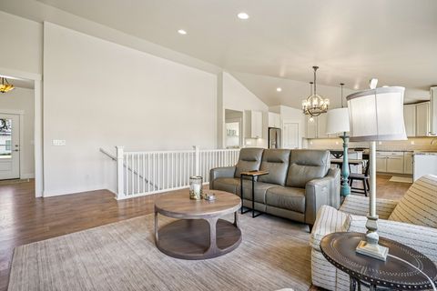 Tiny photo for 766 N 1310 E, Heber City, UT 84032 (MLS # 2146339)