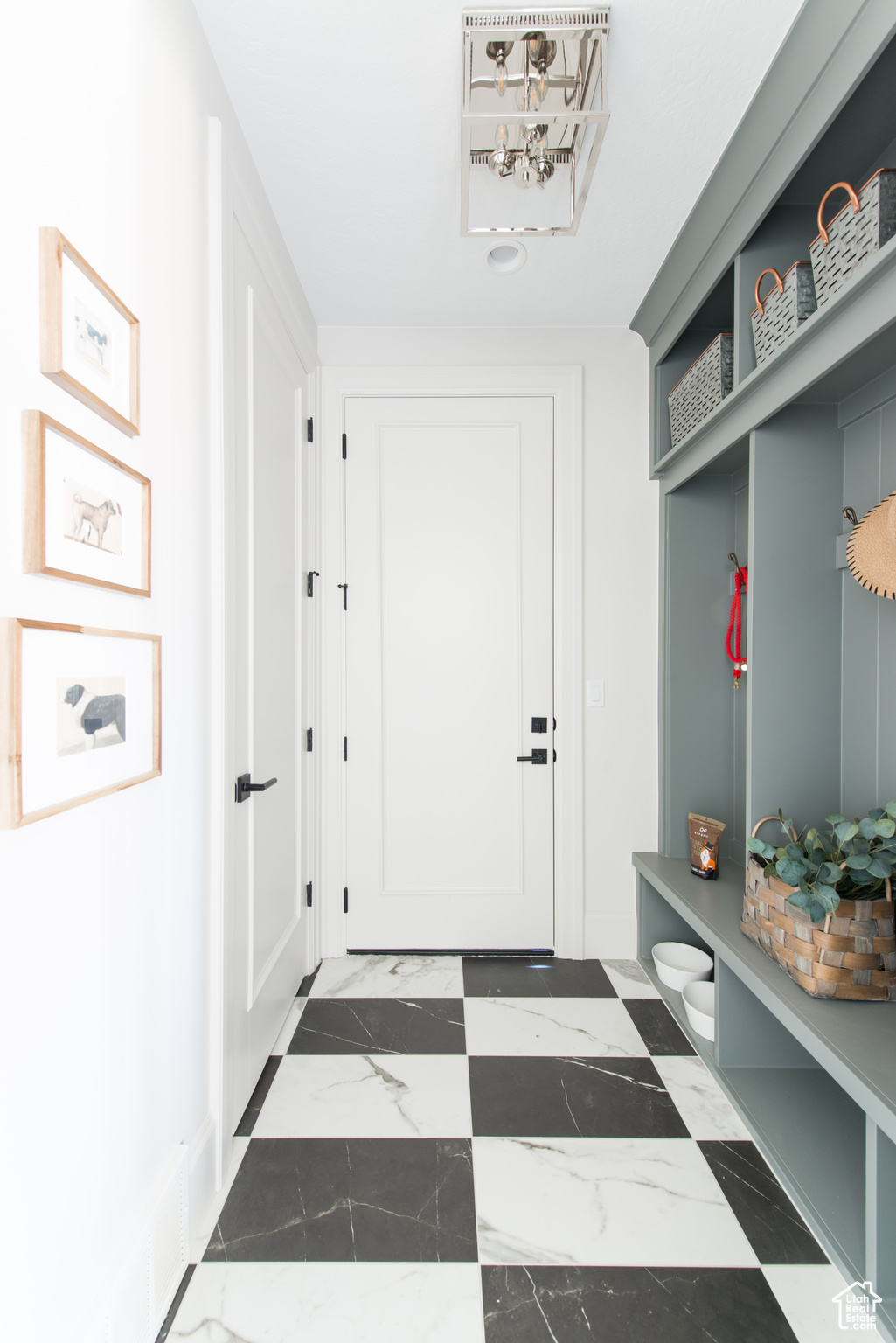 GARRETT'S PLACE - Residential