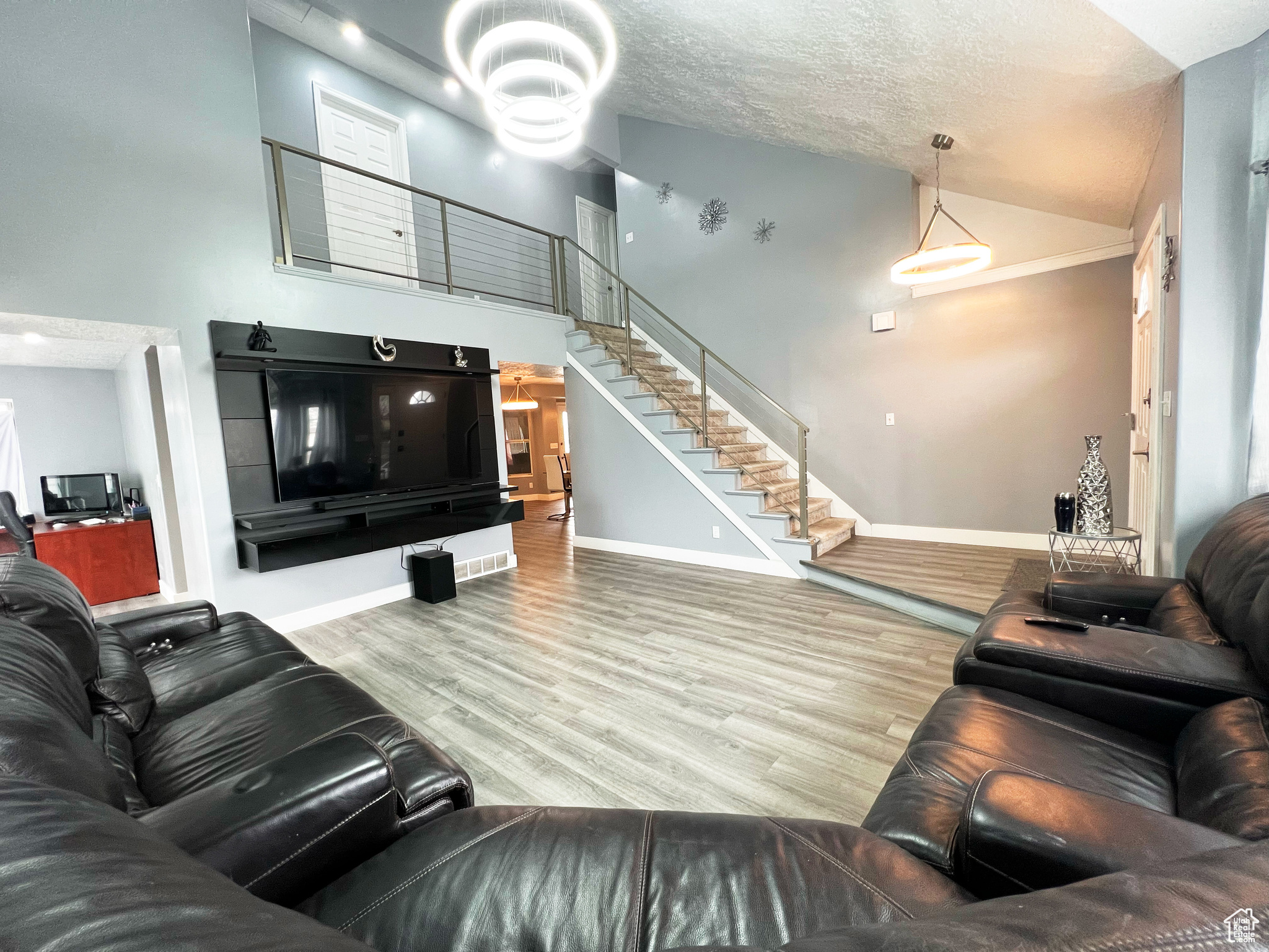 8538 S Littlewood Cir, Sandy, Utah image 6