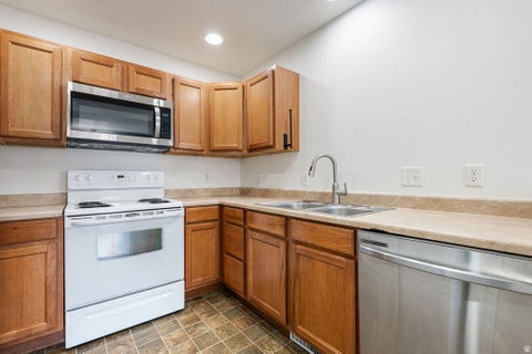 Tiny photo for 1000 E BLUFF VIEW DR #61, Washington, UT 84780 (MLS # 2186113)