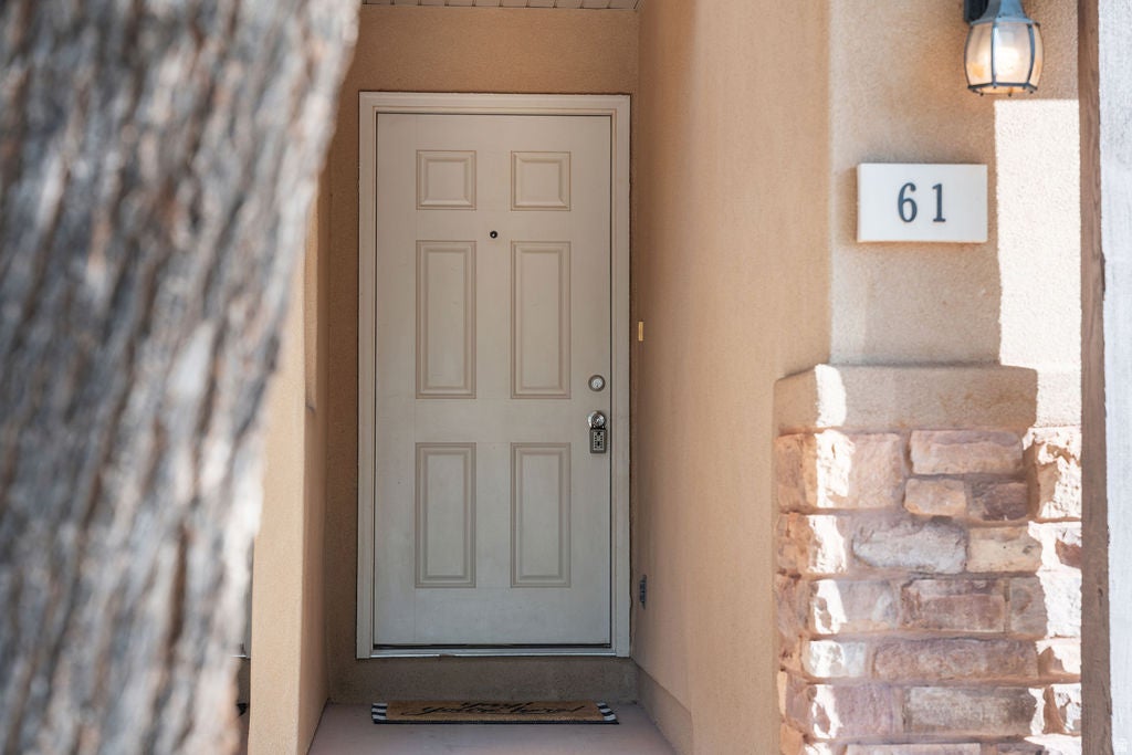 Photo of 1000 E BLUFF VIEW DR #61, Washington, UT 84780 (MLS # 2186113)