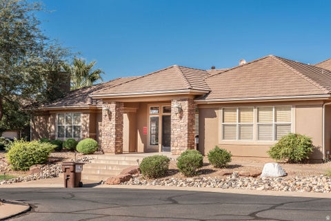Tiny photo for 1000 E BLUFF VIEW DR #61, Washington, UT 84780 (MLS # 2186113)