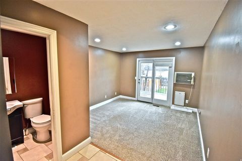 Tiny photo for 2905 S 2000 E, Salt Lake City, UT 84109 (MLS # 2127893)