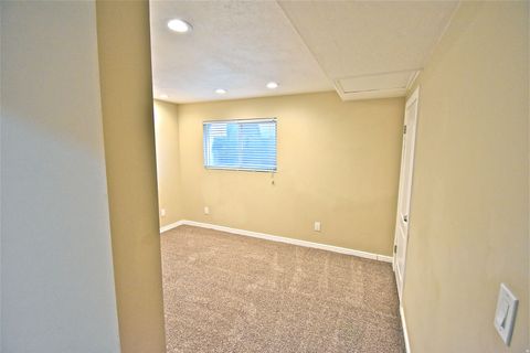 Tiny photo for 2905 S 2000 E, Salt Lake City, UT 84109 (MLS # 2127893)