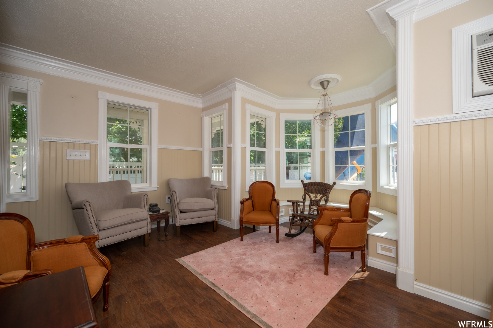 Salt Lake City, Utah 84123, United States, 10 Bedrooms Bedrooms, ,7 BathroomsBathrooms,Residential,Pending,228629