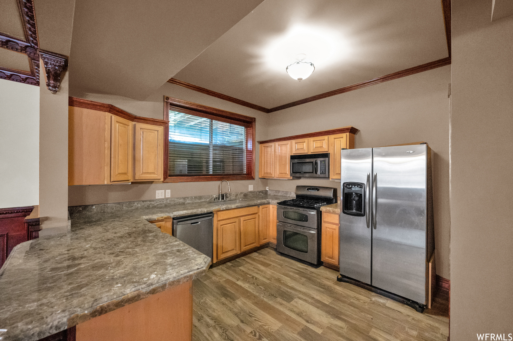 Salt Lake City, Utah 84123, United States, 10 Bedrooms Bedrooms, ,7 BathroomsBathrooms,Residential,Pending,228629