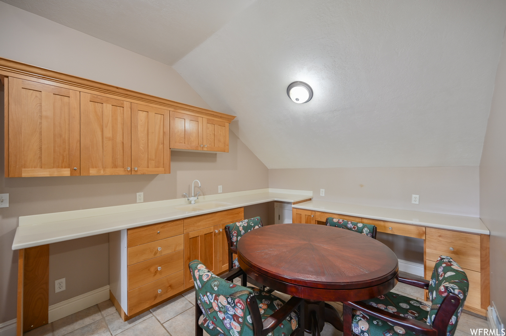 Salt Lake City, Utah 84123, United States, 10 Bedrooms Bedrooms, ,7 BathroomsBathrooms,Residential,Pending,228629