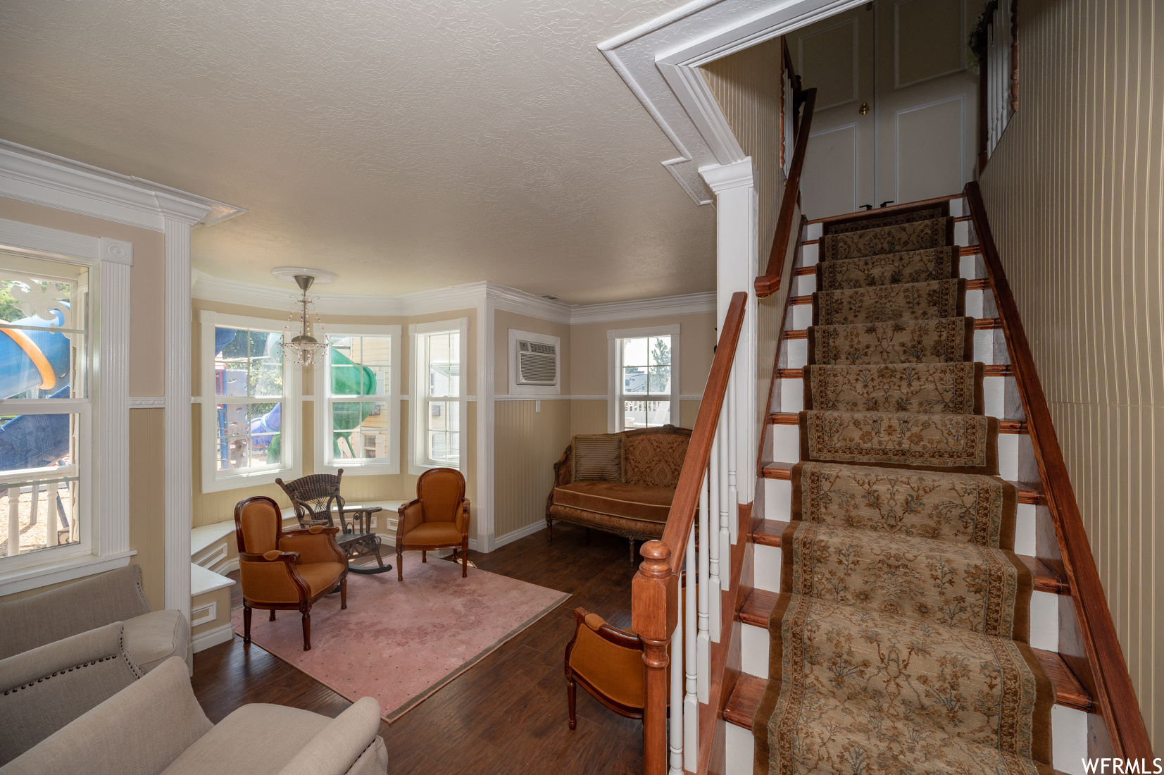 Salt Lake City, Utah 84123, United States, 10 Bedrooms Bedrooms, ,7 BathroomsBathrooms,Residential,Pending,228629