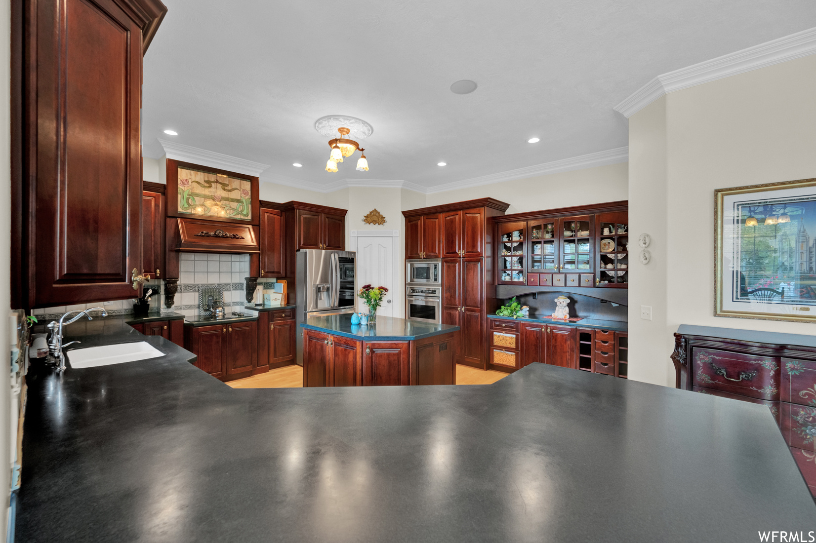 Salt Lake City, Utah 84123, United States, 10 Bedrooms Bedrooms, ,7 BathroomsBathrooms,Residential,Pending,228629