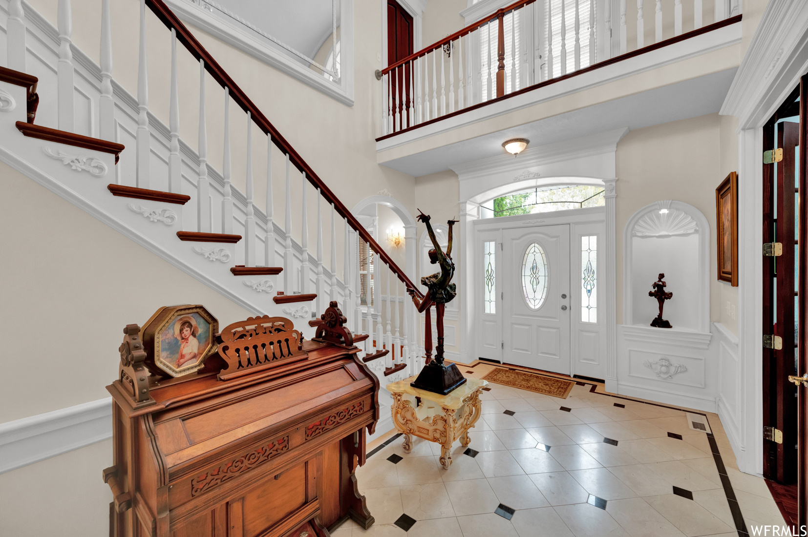 Salt Lake City, Utah 84123, United States, 10 Bedrooms Bedrooms, ,7 BathroomsBathrooms,Residential,Pending,228629