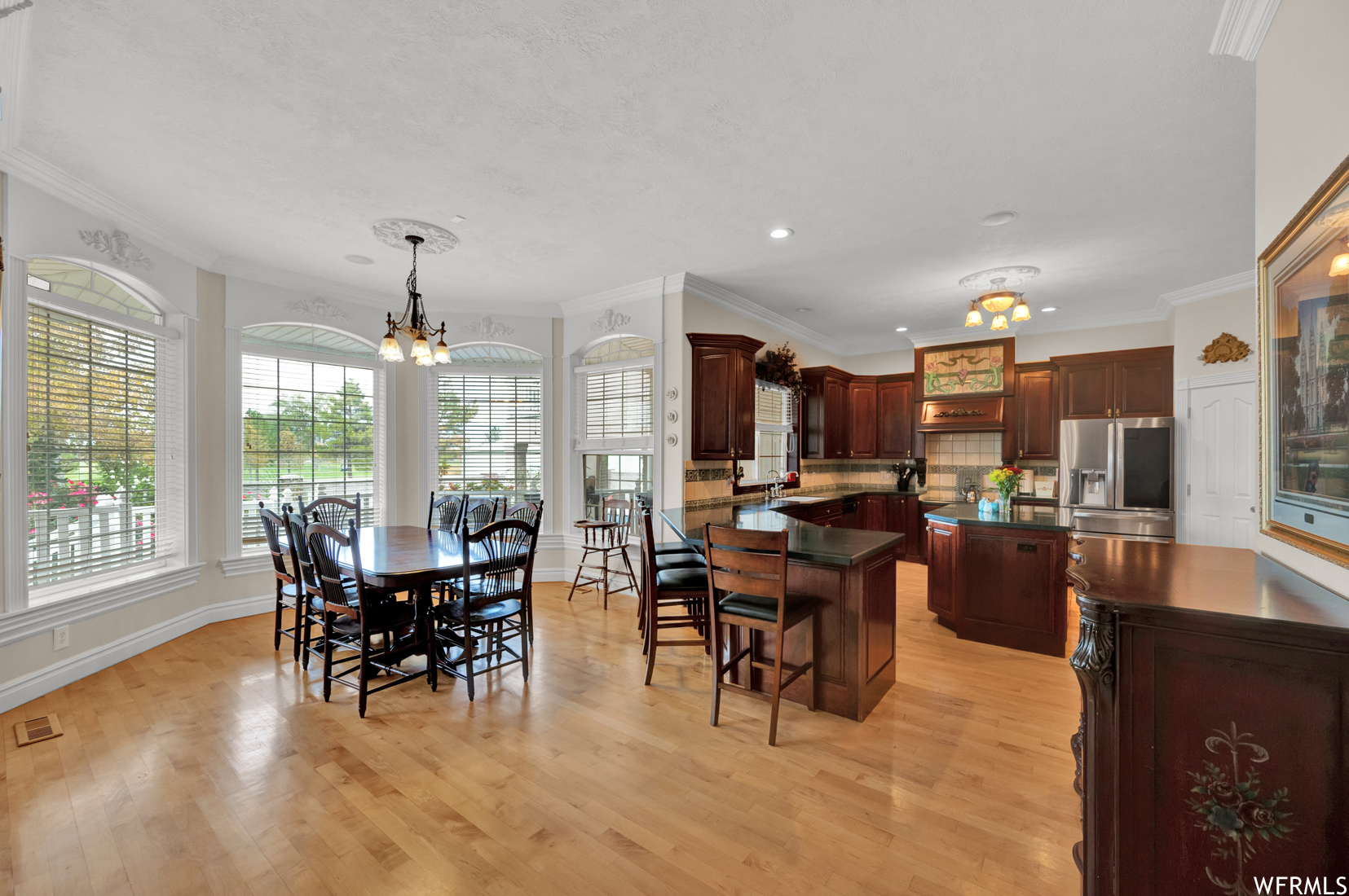 Salt Lake City, Utah 84123, United States, 10 Bedrooms Bedrooms, ,7 BathroomsBathrooms,Residential,Pending,228629