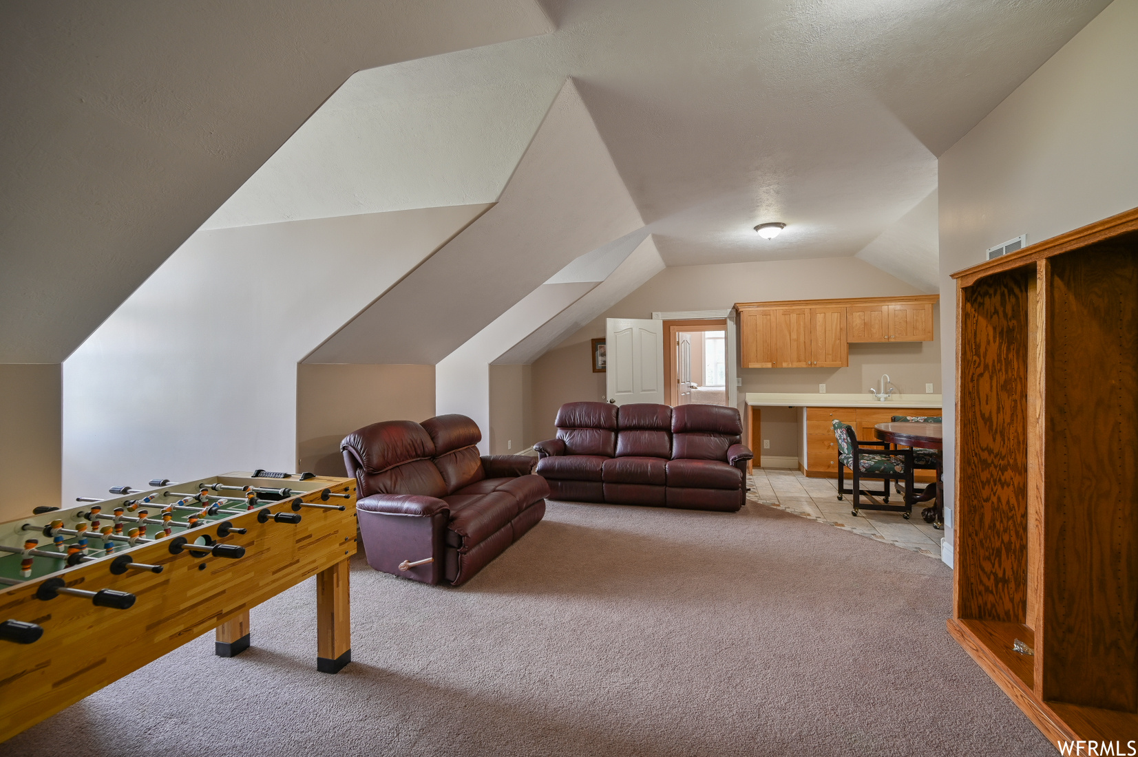 Salt Lake City, Utah 84123, United States, 10 Bedrooms Bedrooms, ,7 BathroomsBathrooms,Residential,Pending,228629