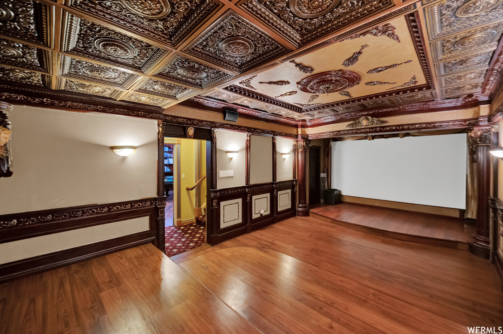 Salt Lake City, Utah 84123, United States, 10 Bedrooms Bedrooms, ,7 BathroomsBathrooms,Residential,Pending,228629