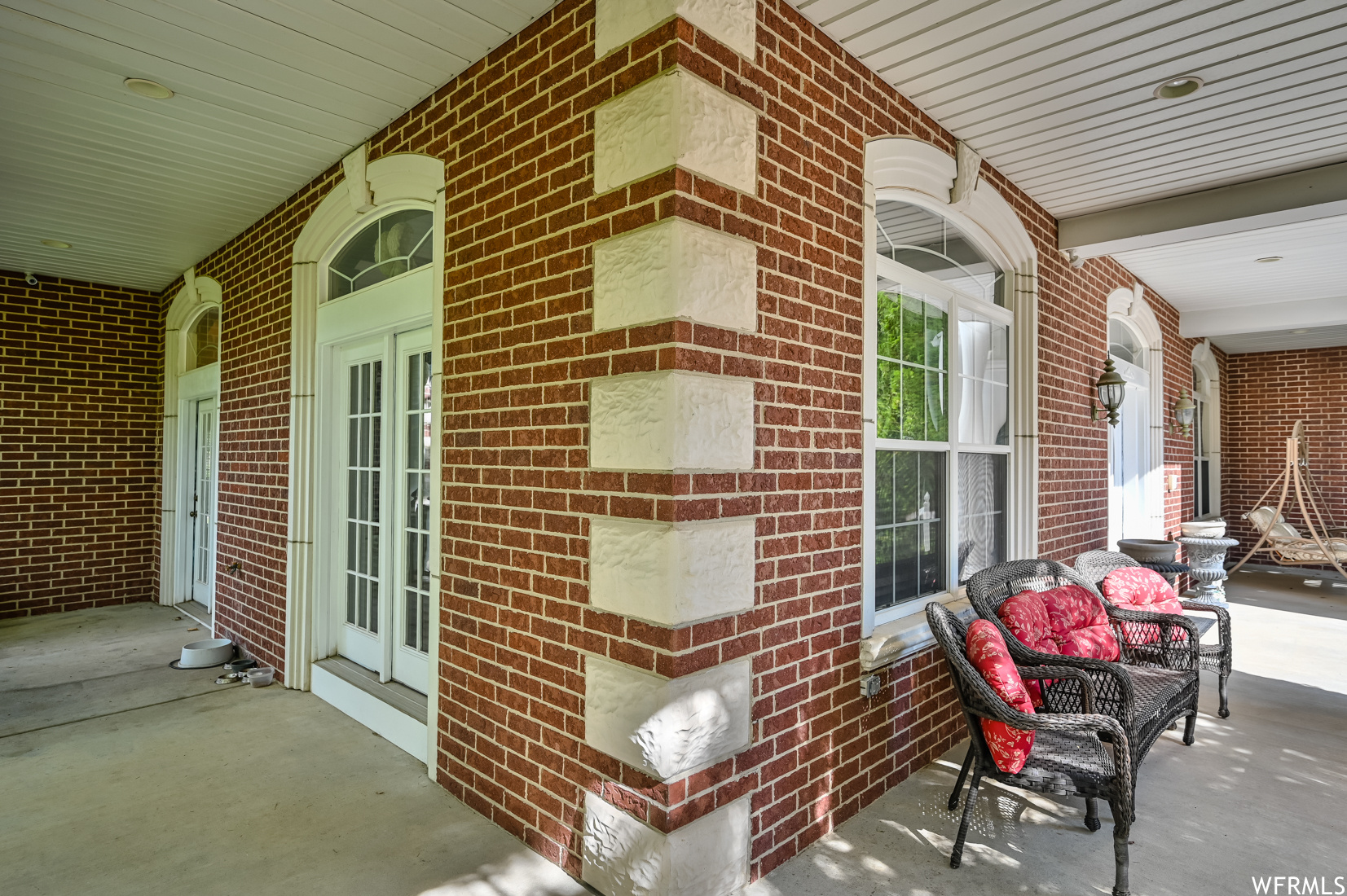 Salt Lake City, Utah 84123, United States, 10 Bedrooms Bedrooms, ,7 BathroomsBathrooms,Residential,Pending,228629