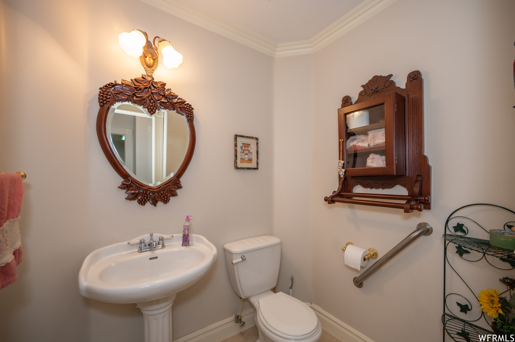 Salt Lake City, Utah 84123, United States, 10 Bedrooms Bedrooms, ,7 BathroomsBathrooms,Residential,Pending,228629