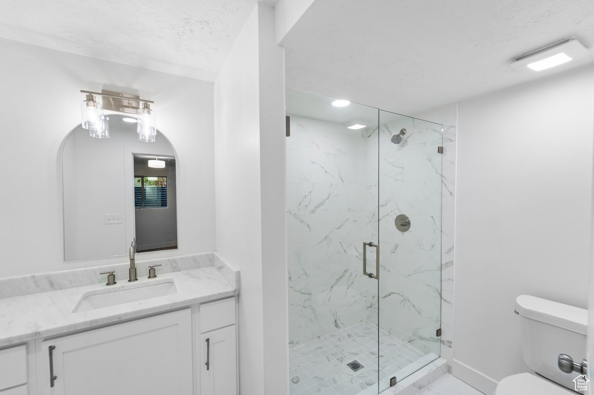 HIDDEN VALLEY COUNTRY CLUB ESTATES - Residential