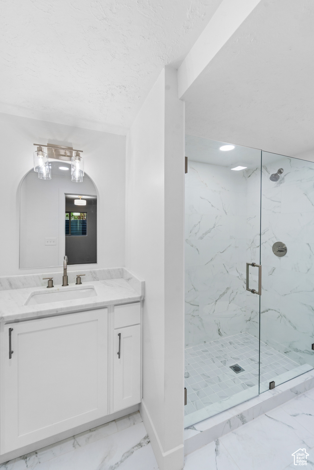 HIDDEN VALLEY COUNTRY CLUB ESTATES - Residential