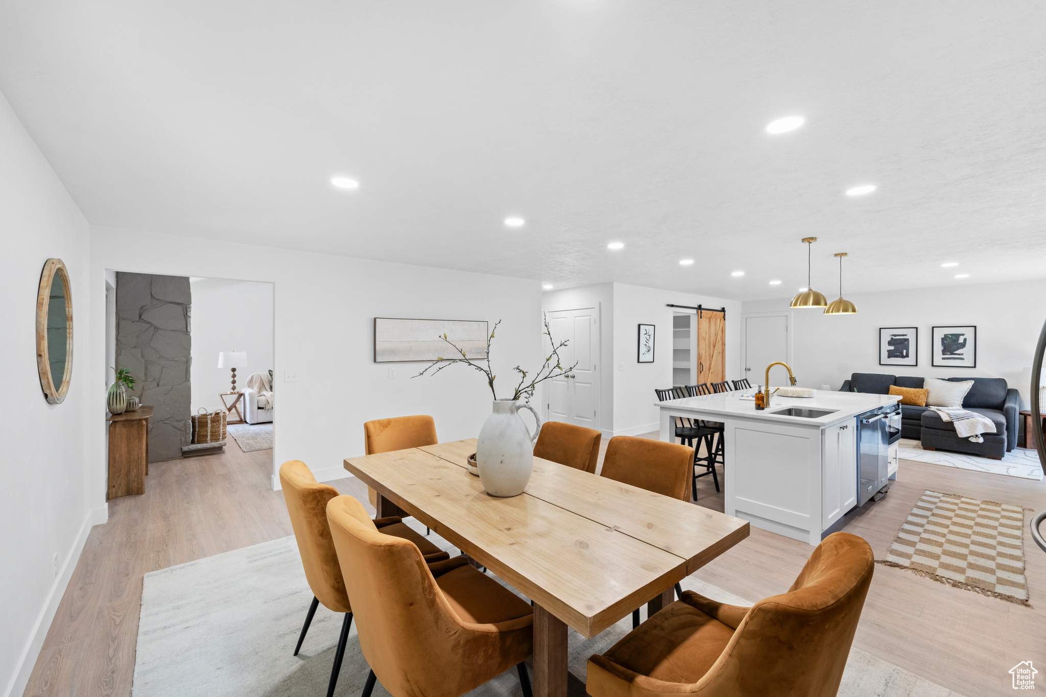 HIDDEN VALLEY COUNTRY CLUB ESTATES - Residential