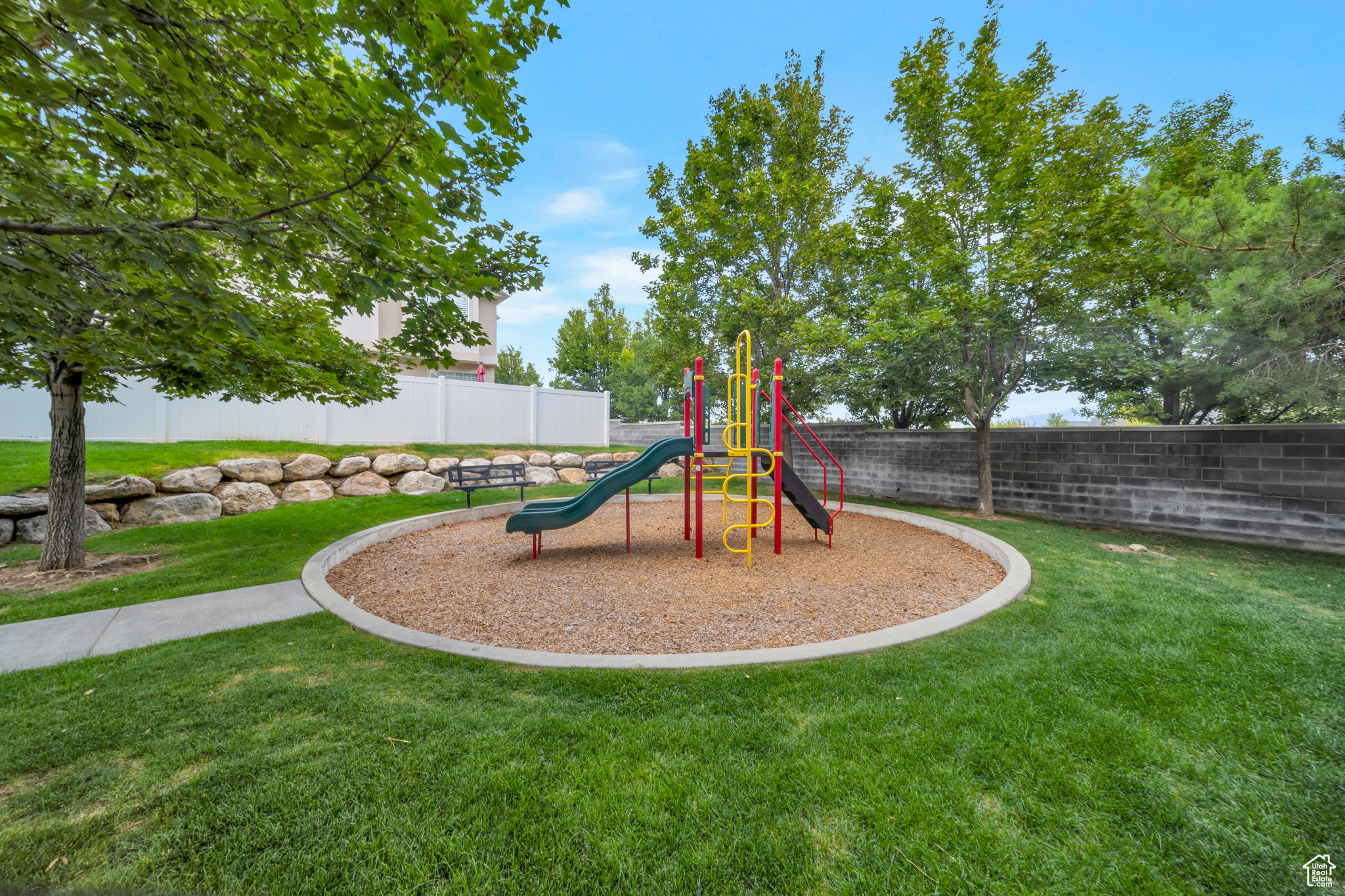 HIGHLAND - Residential