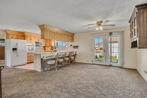Tiny photo for 681 E 215 N, Lindon, UT 84042 (MLS # 2120454)
