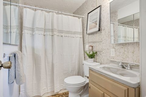 Tiny photo for 681 E 215 N, Lindon, UT 84042 (MLS # 2120454)
