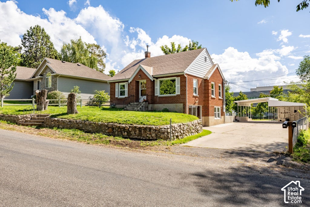 Photo of 280 E 700 S, River Heights, UT 84321 (MLS # 2187096)