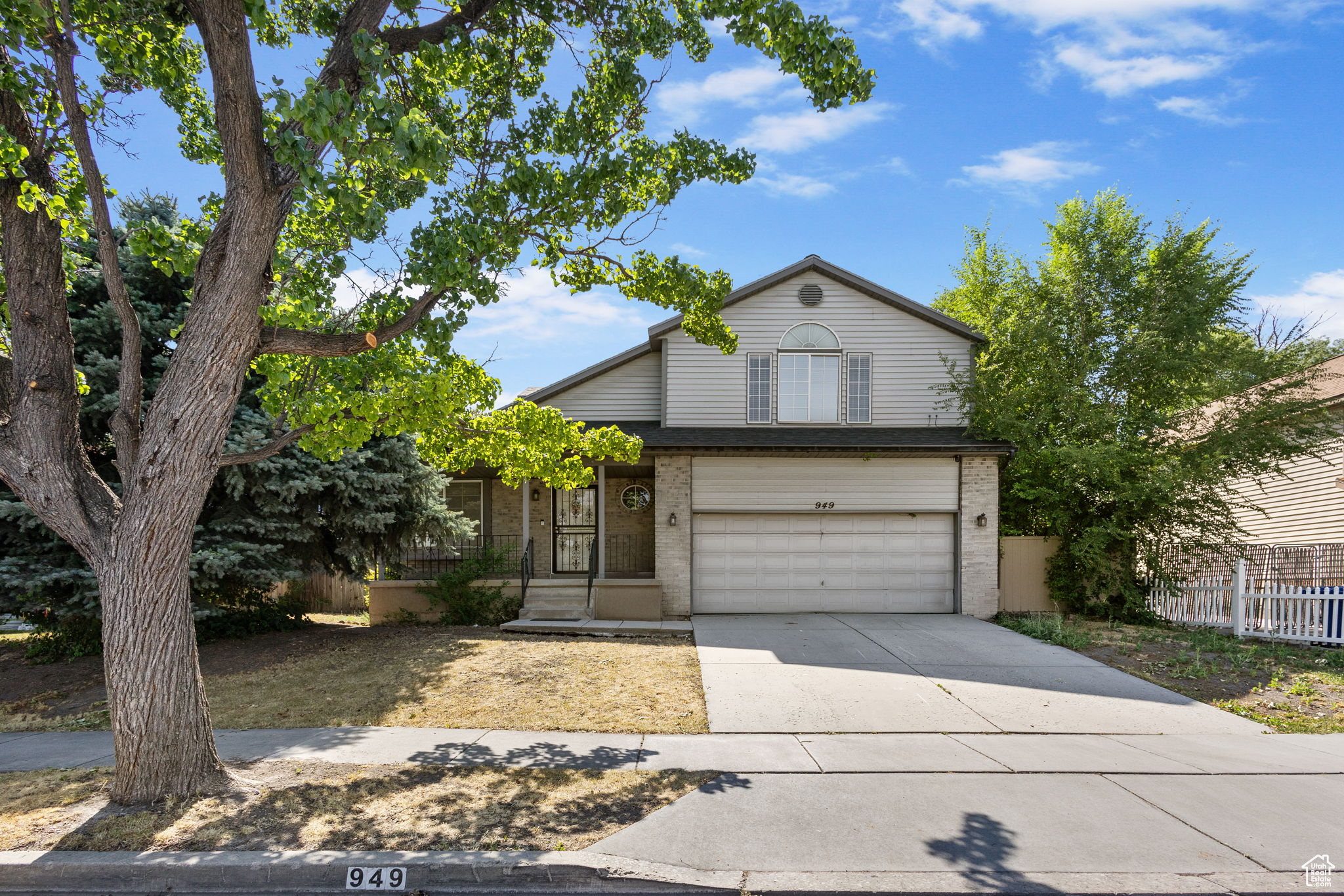 WESTPOINTE - Residential