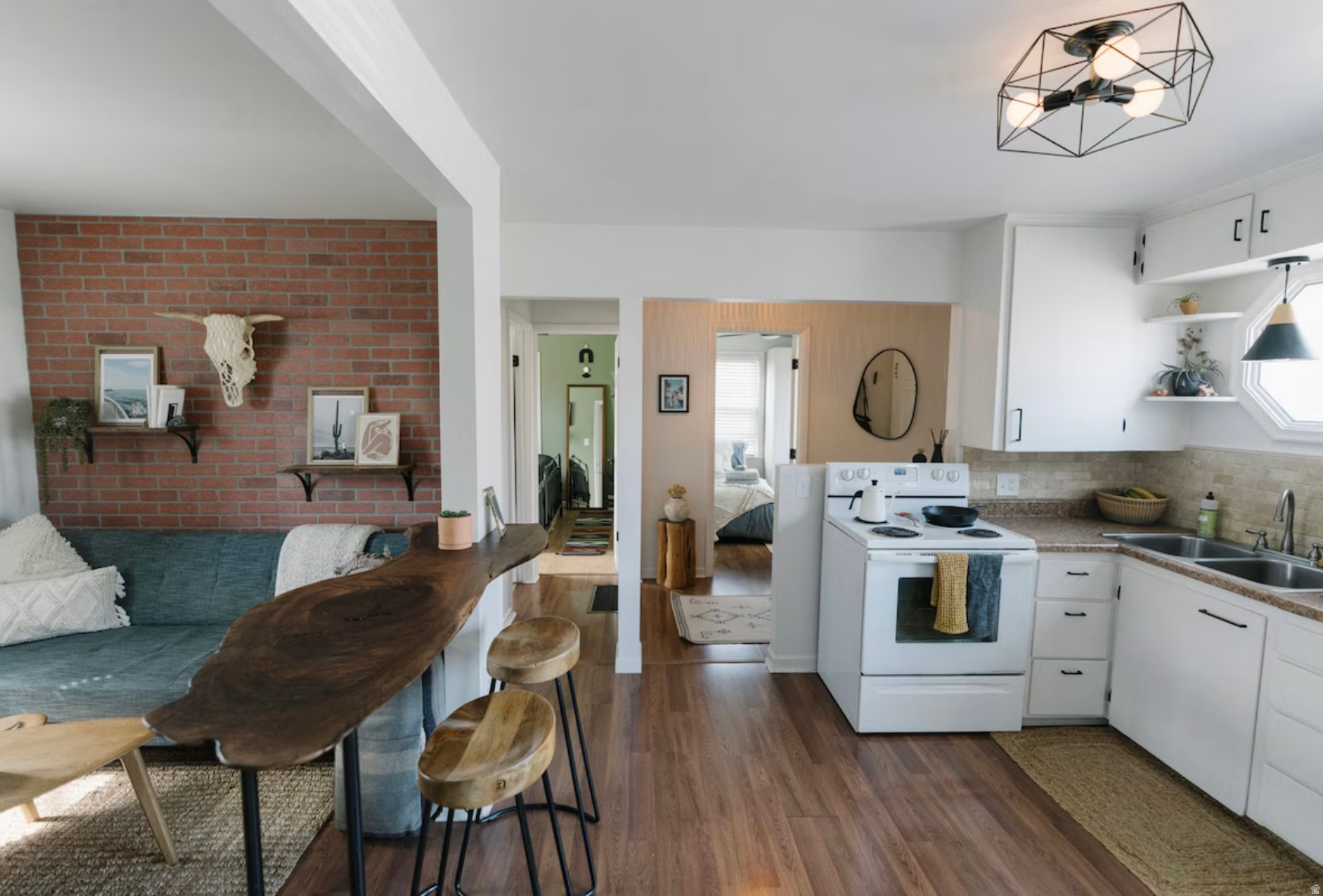 THORNDYKE - Residential