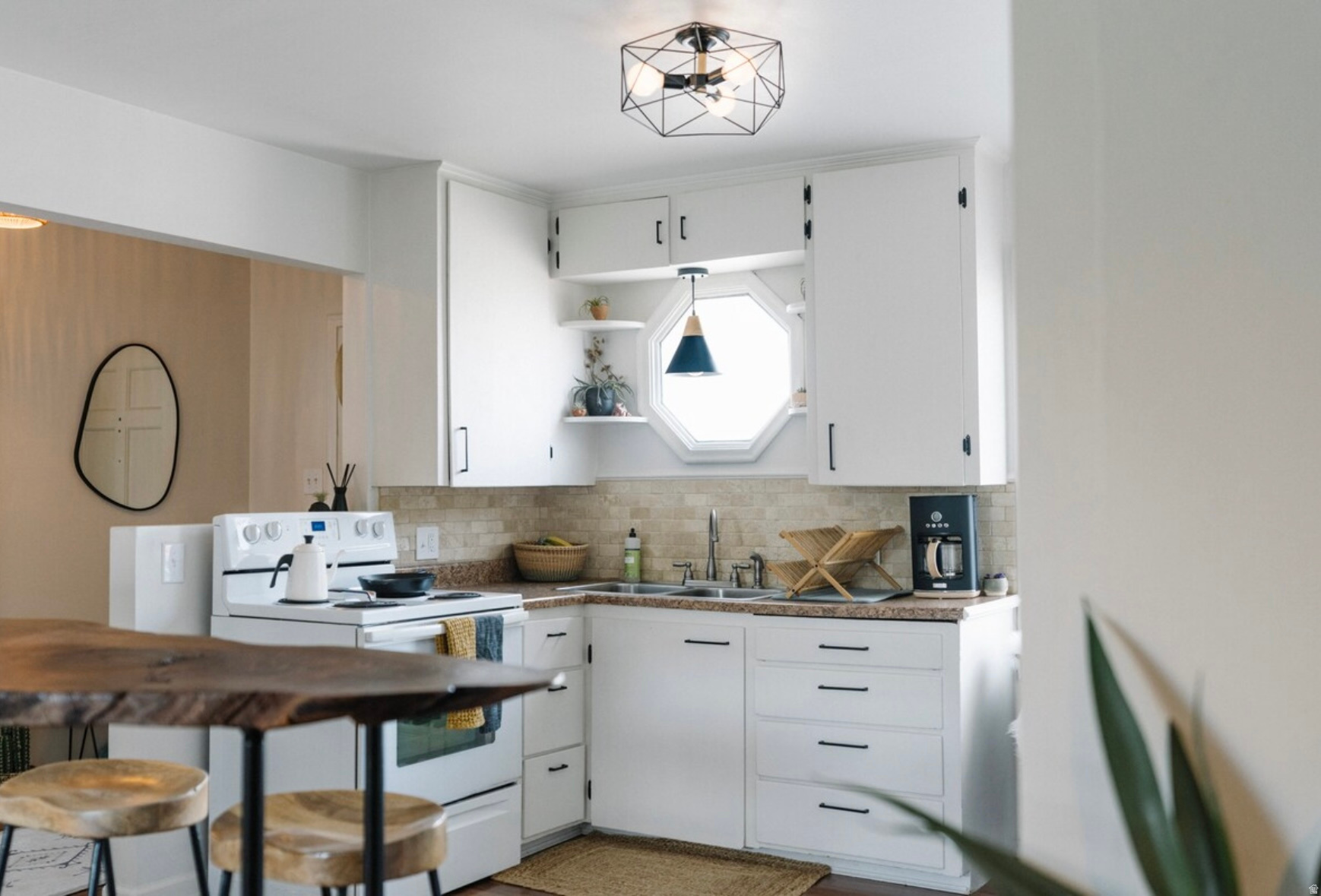 THORNDYKE - Residential