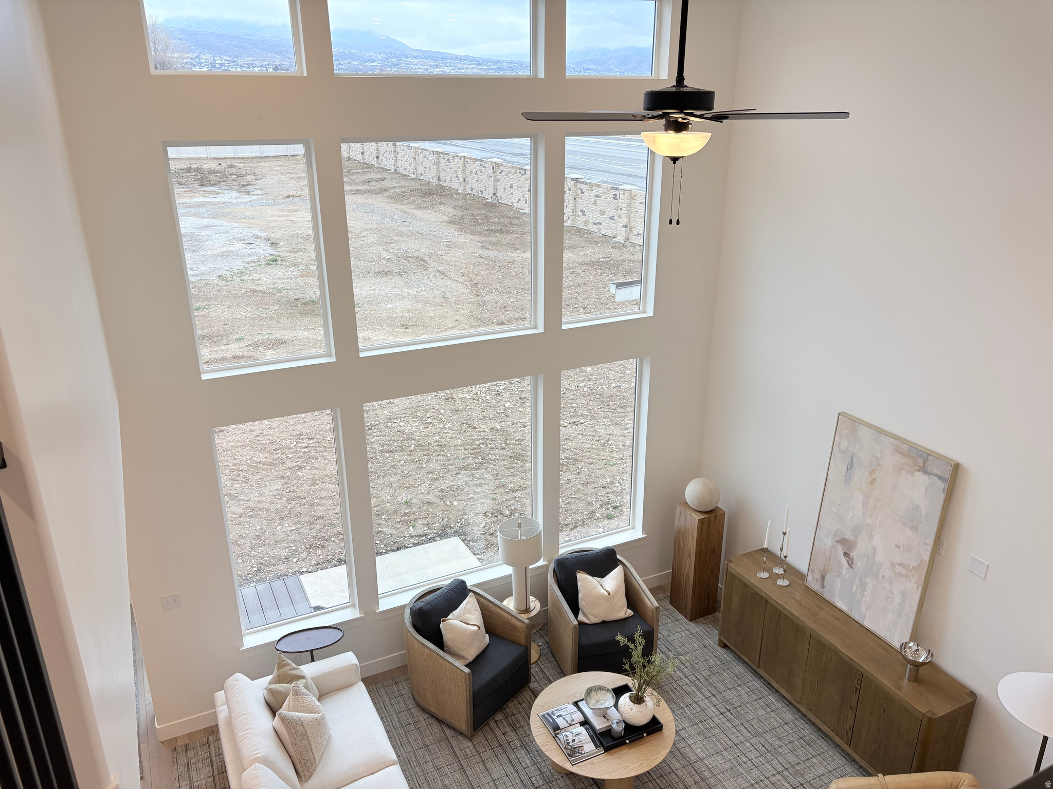 BROAD HOLLOW - Residential