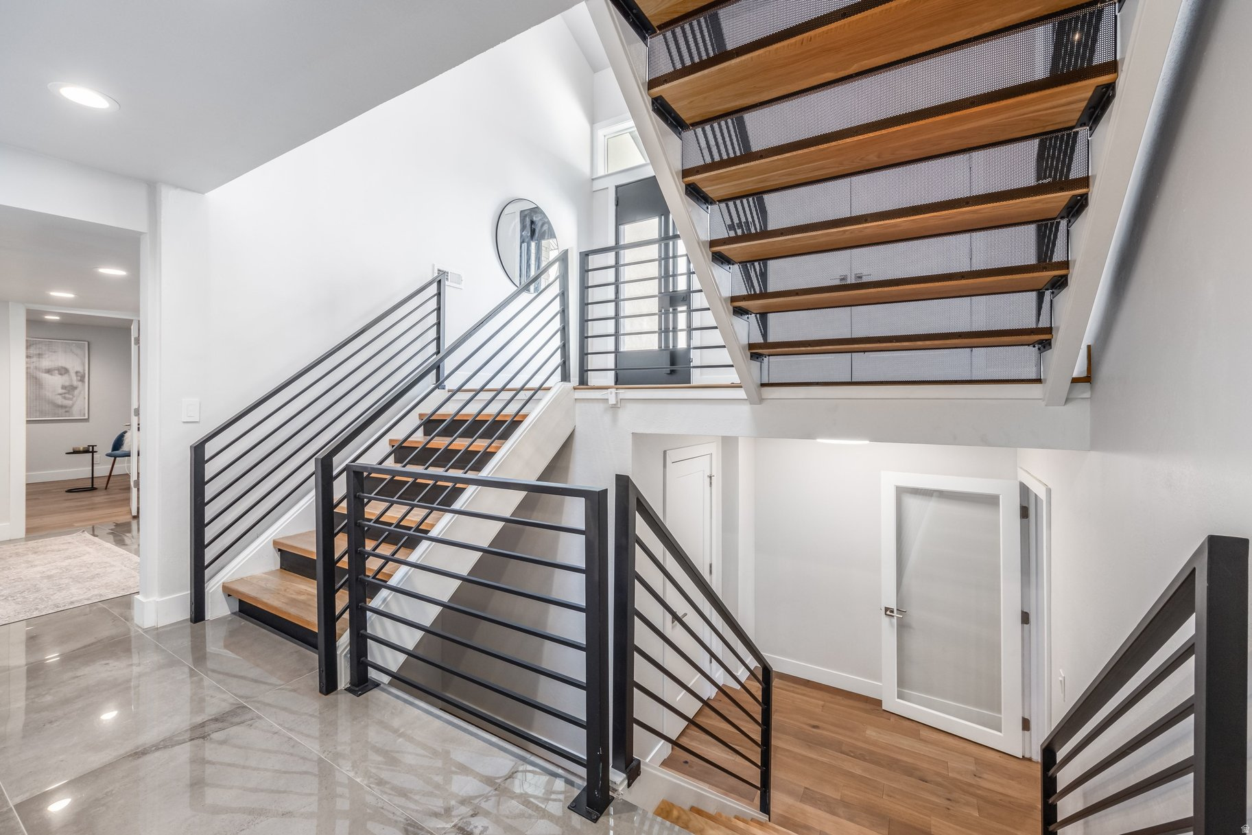 ENSIGN DOWNS - Residential