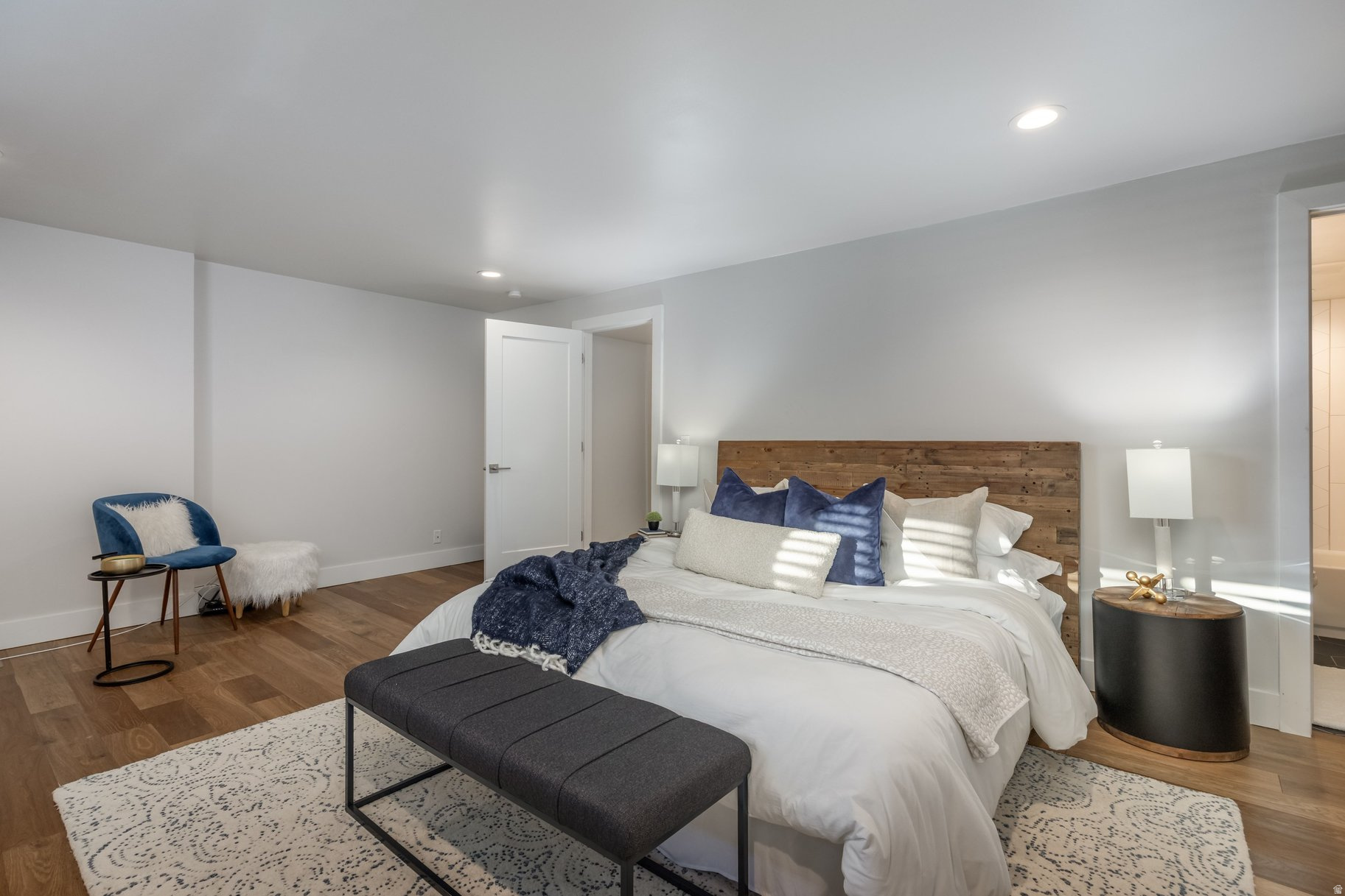 ENSIGN DOWNS - Residential