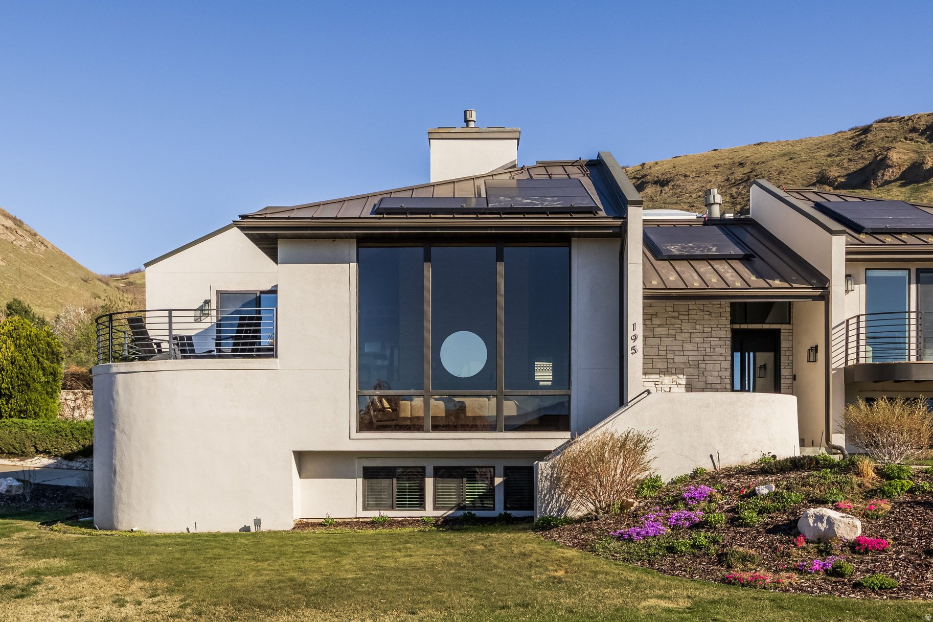 ENSIGN DOWNS - Residential