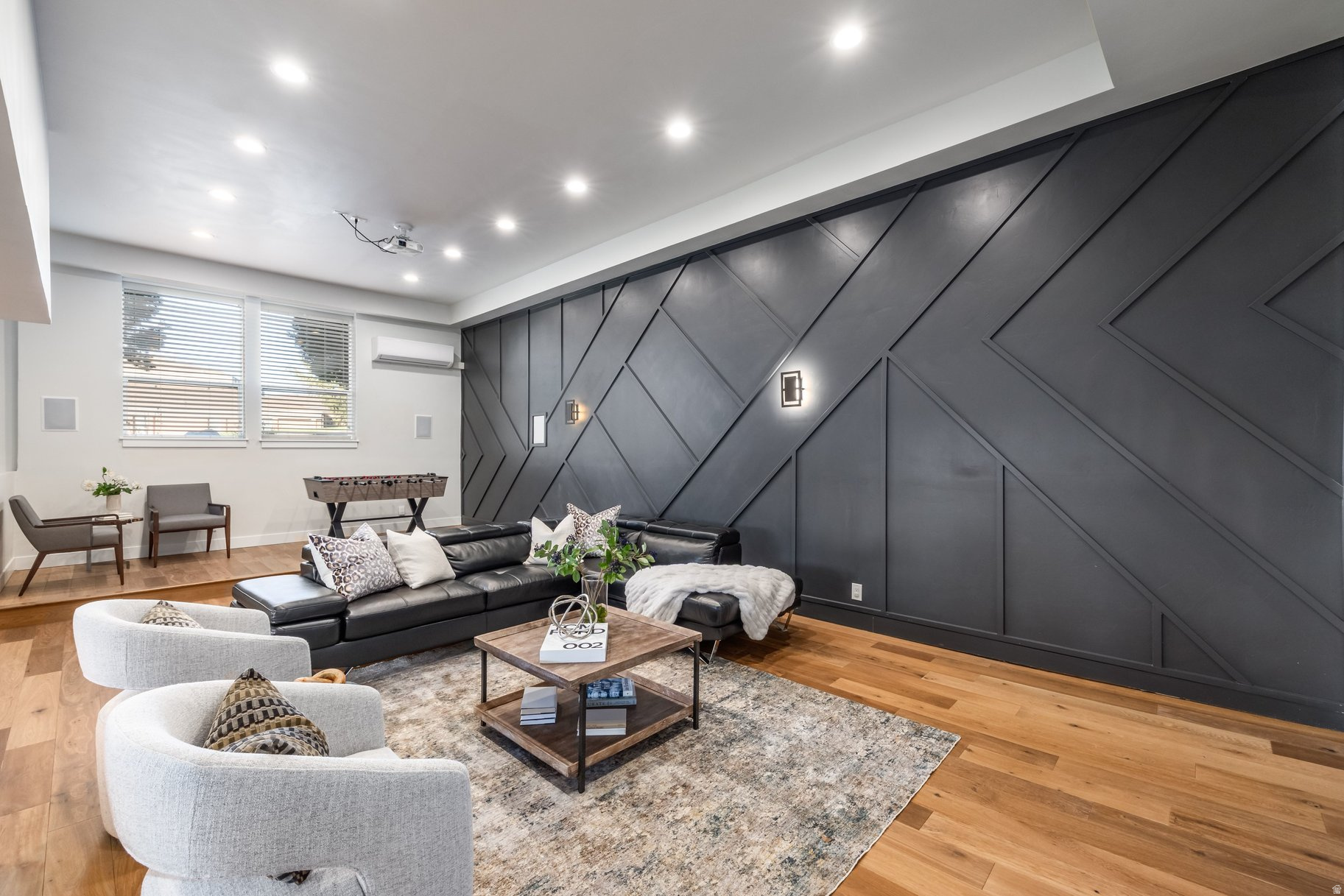 ENSIGN DOWNS - Residential