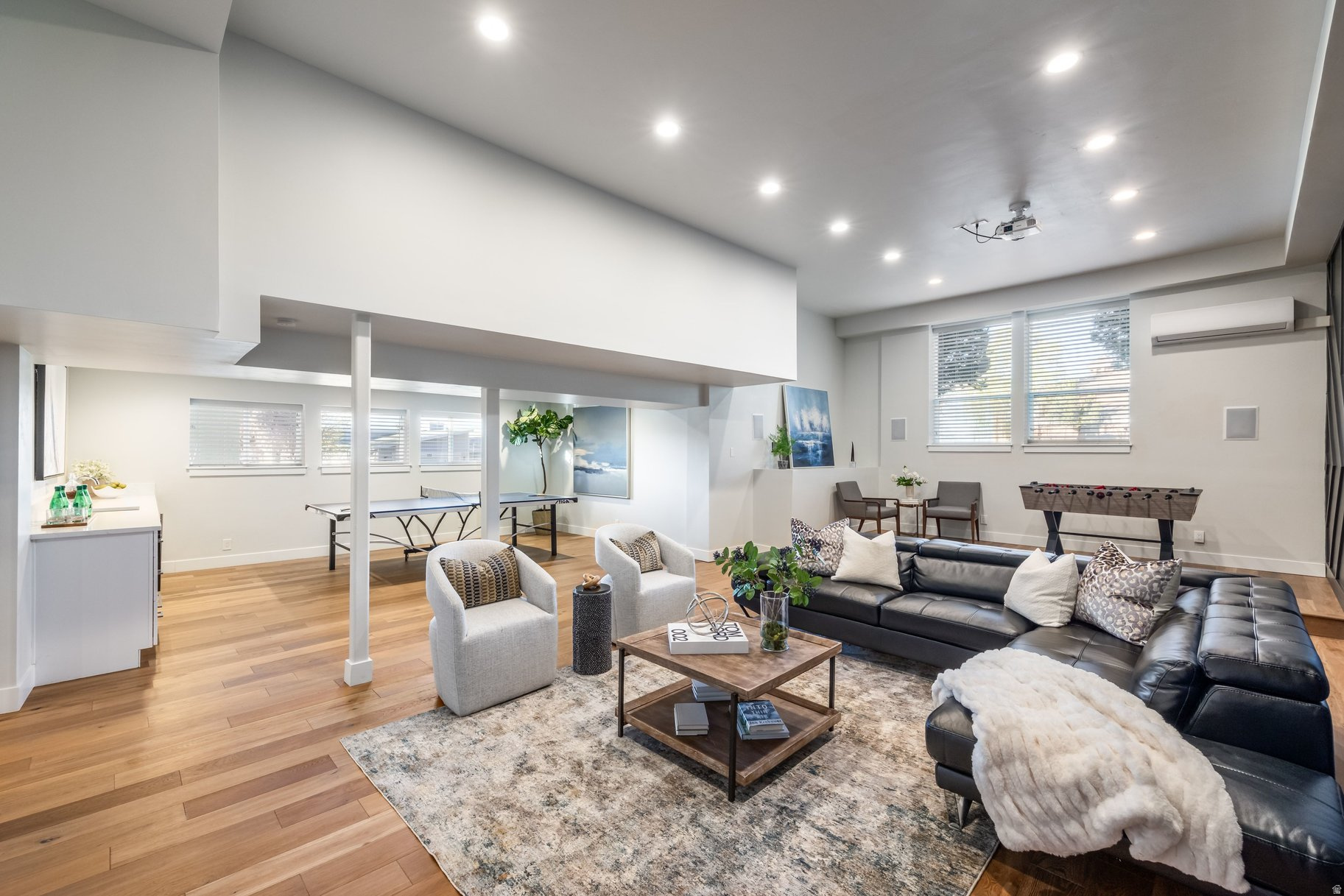 ENSIGN DOWNS - Residential