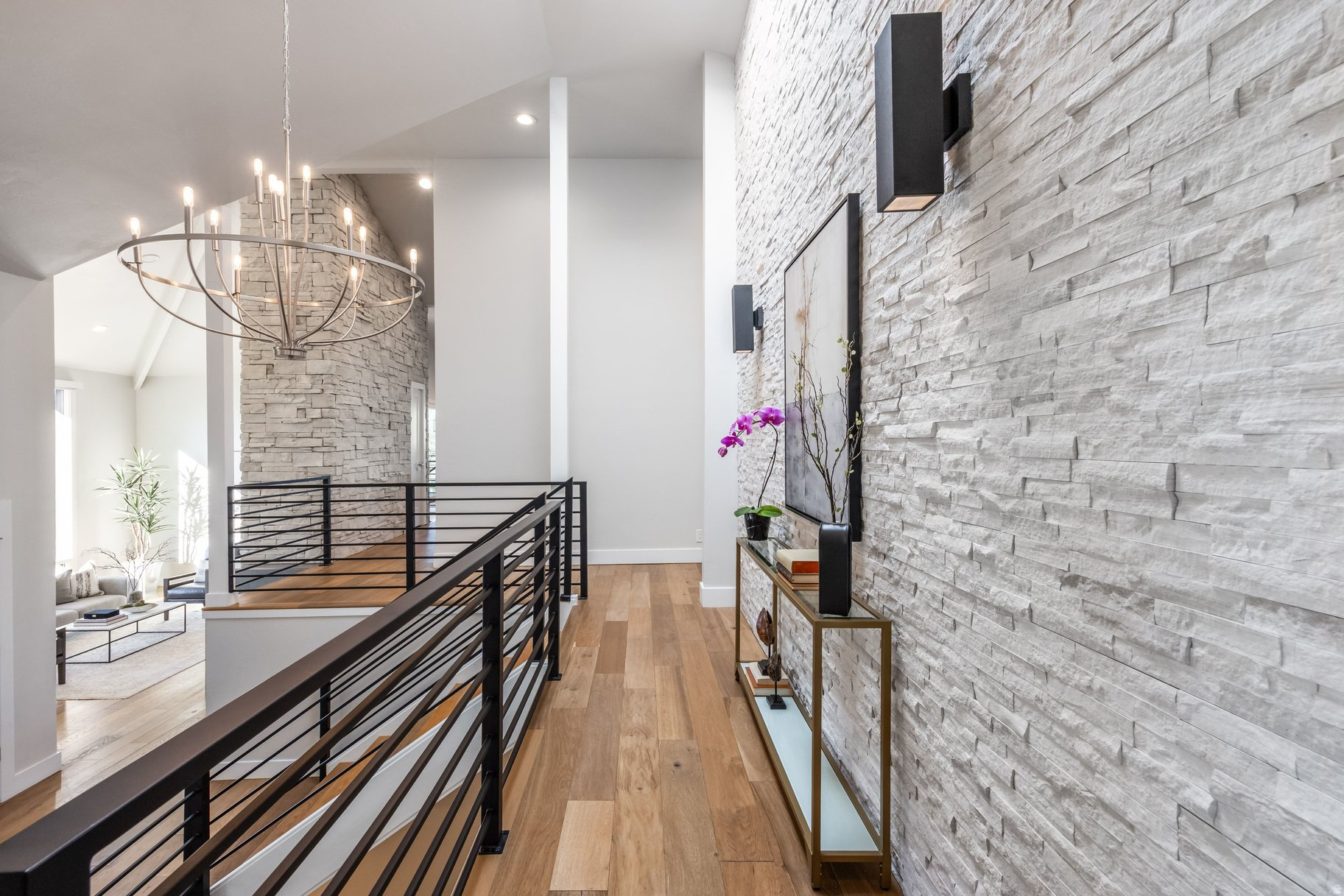 ENSIGN DOWNS - Residential