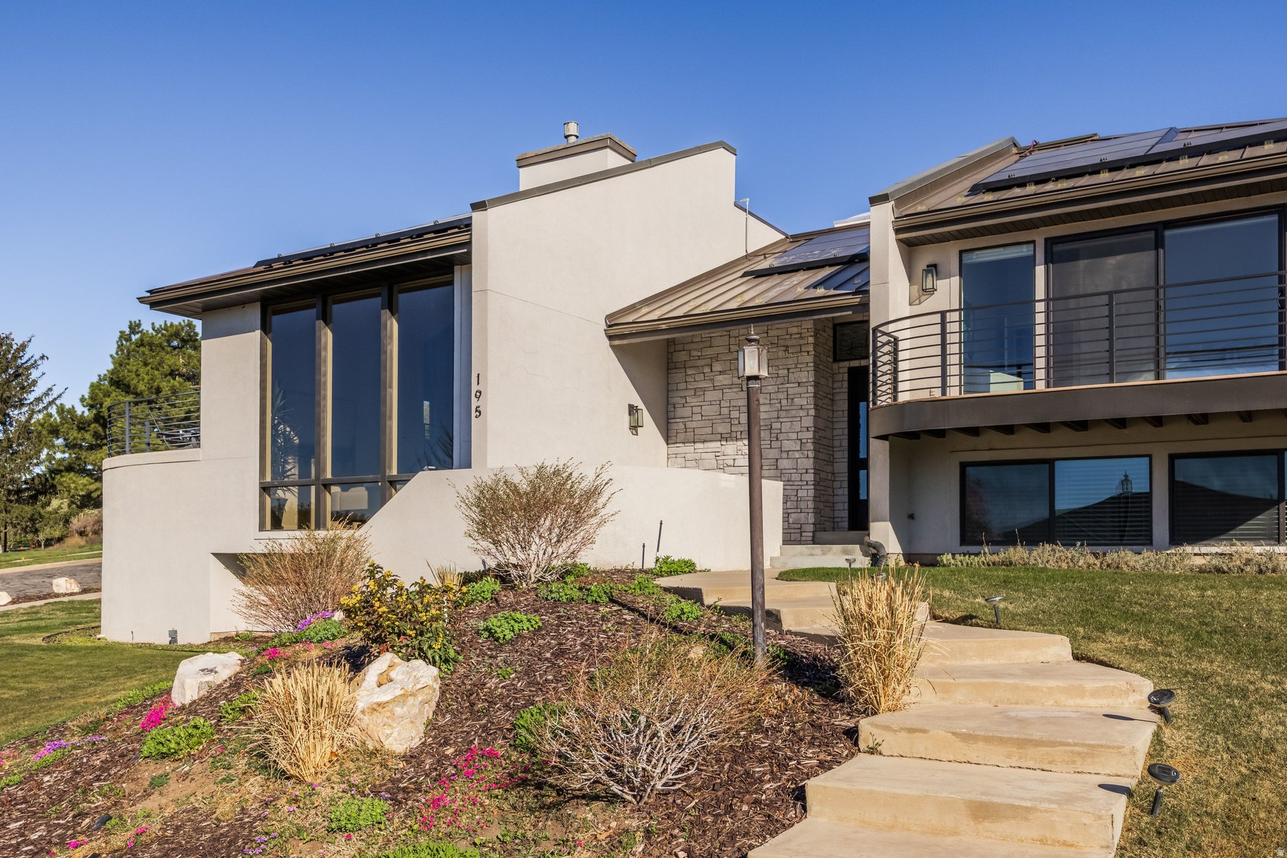 ENSIGN DOWNS - Residential