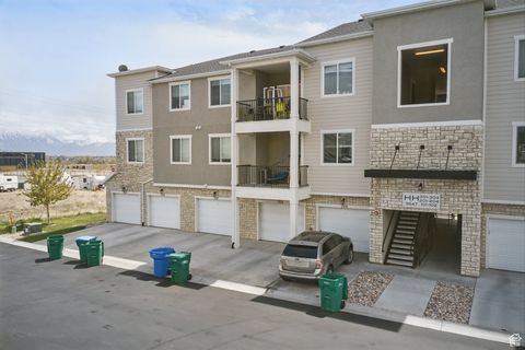 Tiny photo for 3647 W 1530 N #HH204, Lehi, UT 84043 (MLS # 2106465)