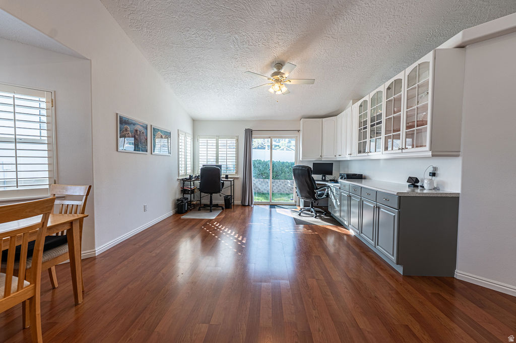 SOUTH MOUNTAIN - Residential