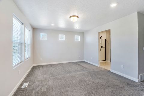 Tiny photo for 37 S TULE VALLEY CT, Saratoga Springs, UT 84045 (MLS # 2102541)