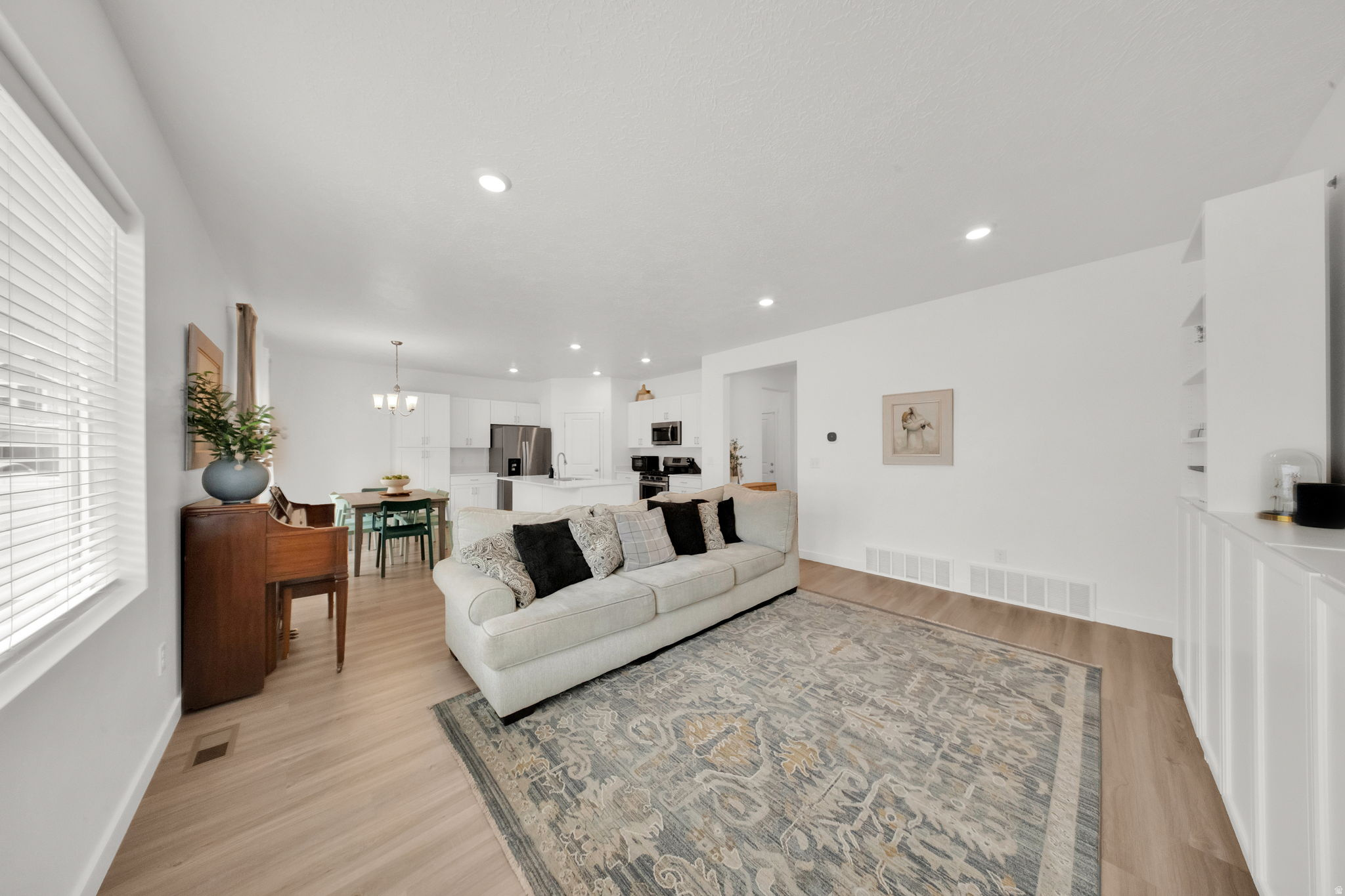 SPRING RANCH - Residential