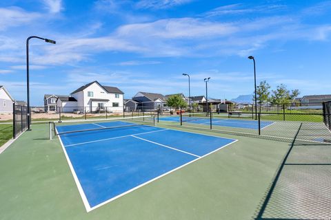 Tiny photo for 809 N COLD POND AVE, Lehi, UT 84043 (MLS # 2144299)